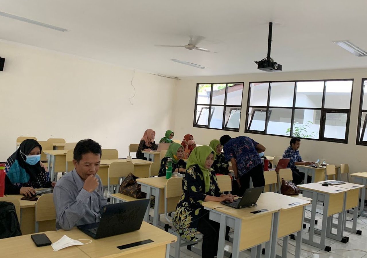 Pelatihan di Disdik Kab. Garut