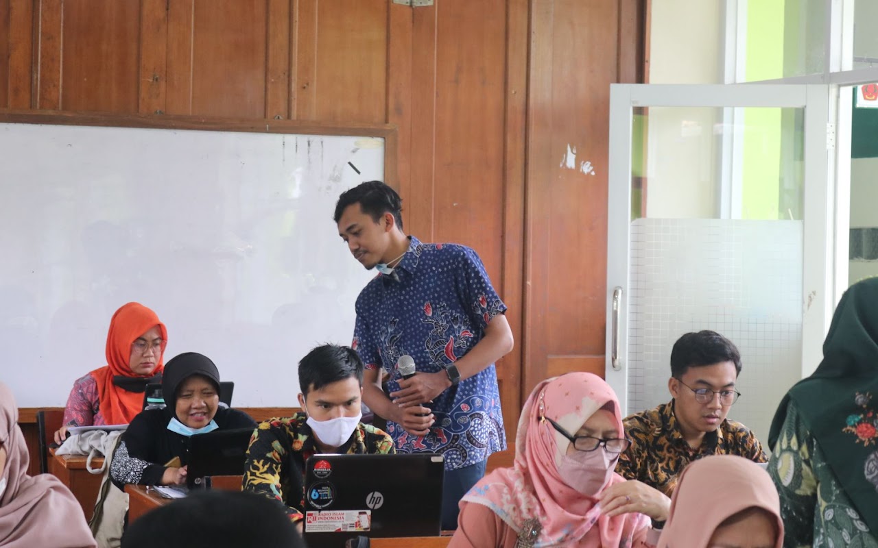 Pelatihan di SMKN 1 Buahdua Sumedang